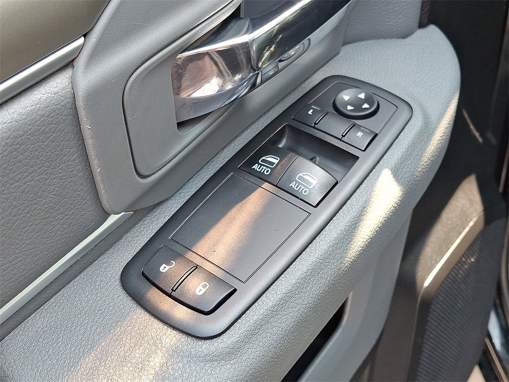 2018 Ram 3500 Tradesman - Photo 13
