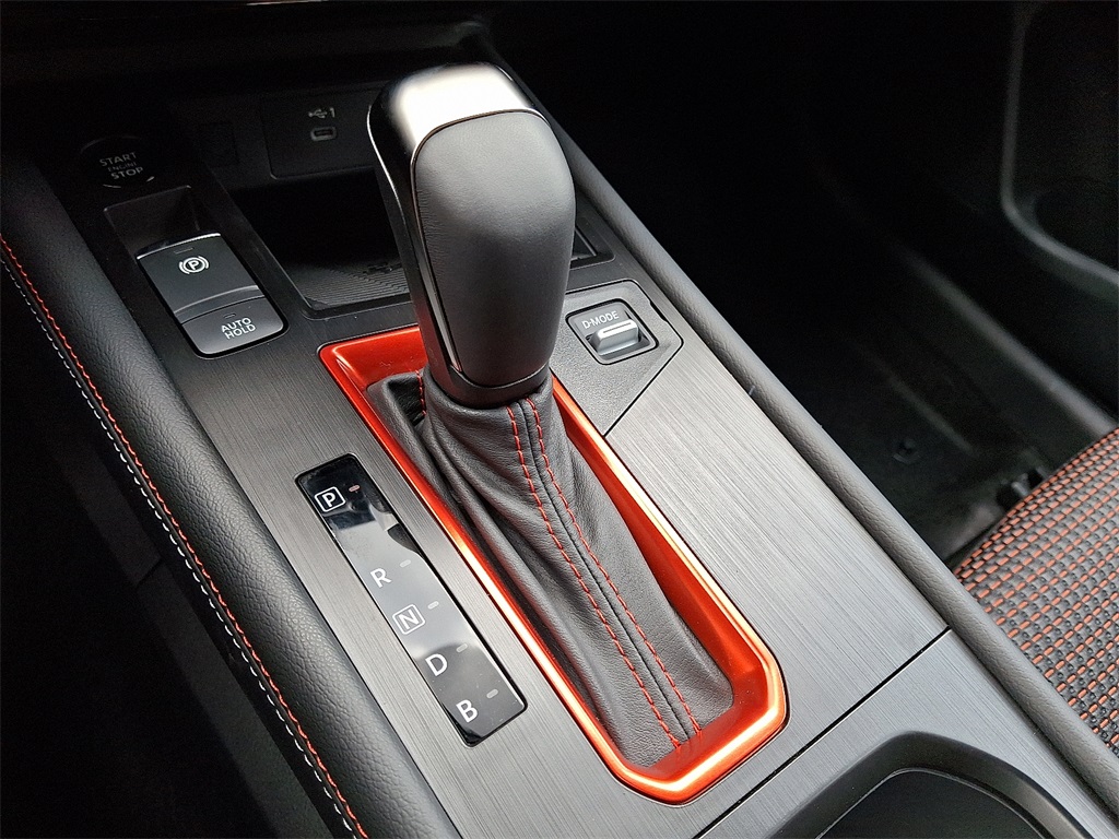 2025 Nissan Kicks SR - Photo 8