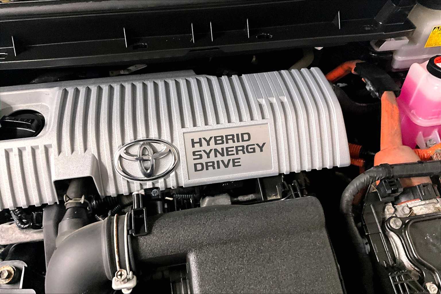 2014 Toyota Prius V Three - Photo 32