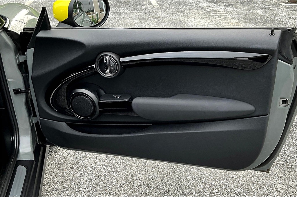 2020 MINI Cooper SE Electric  - Photo 12