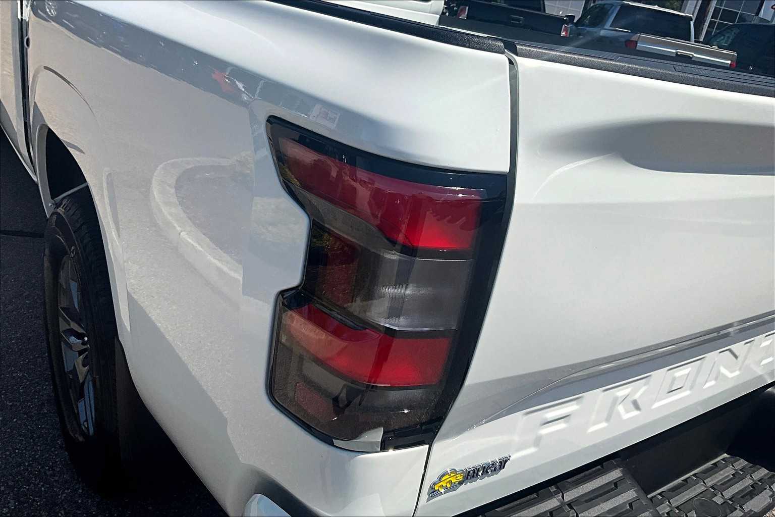 2025 Nissan Frontier SV - Photo 33