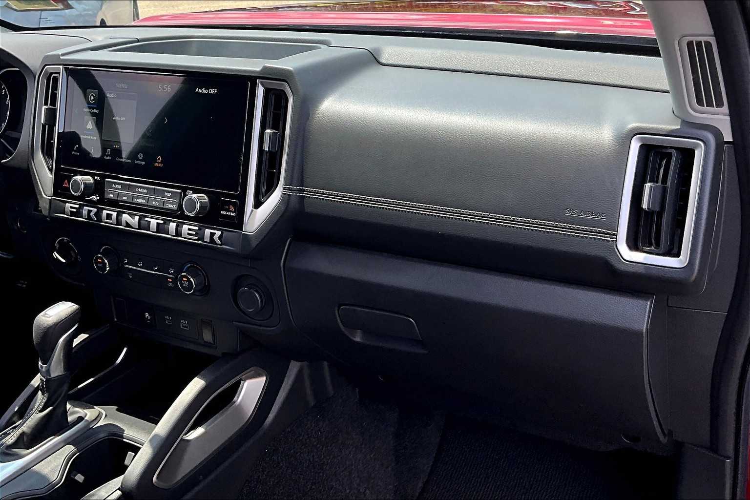 2025 Nissan Frontier SV - Photo 13
