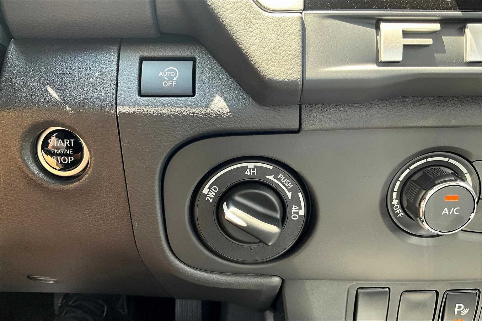 2025 Nissan Frontier SV - Photo 26
