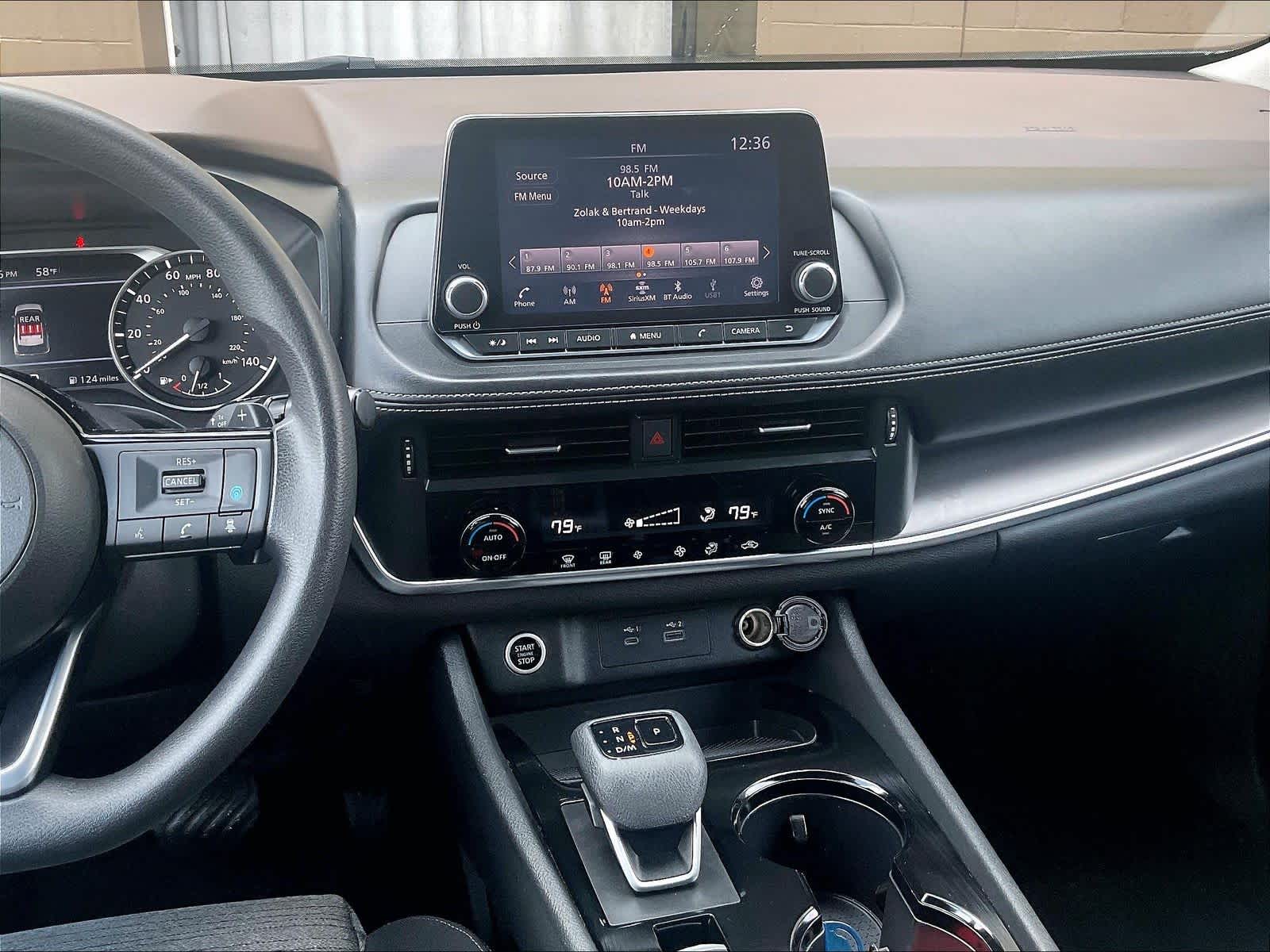 2023 Nissan Rogue SV - Photo 18