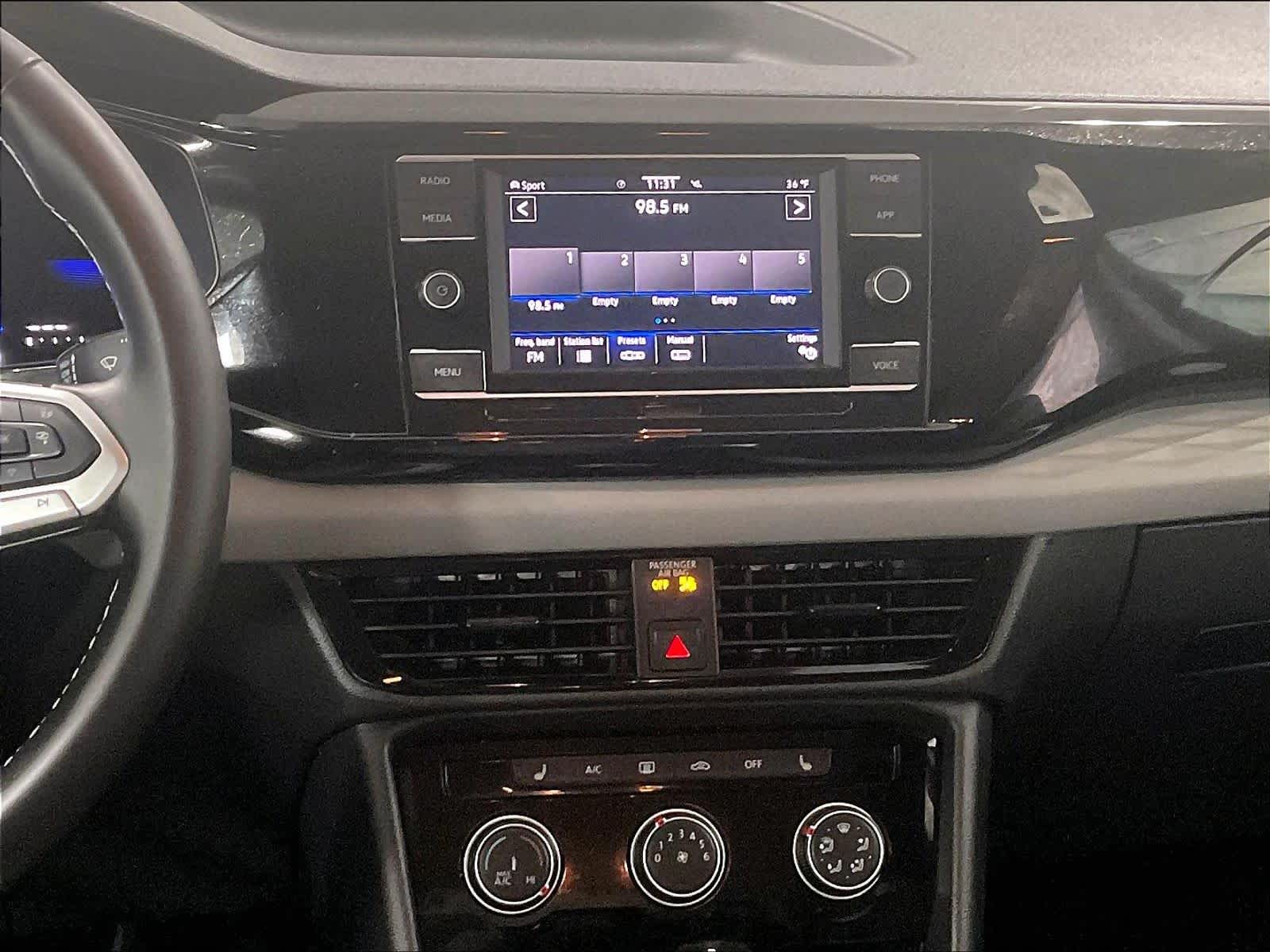 2024 Volkswagen Taos S - Photo 18