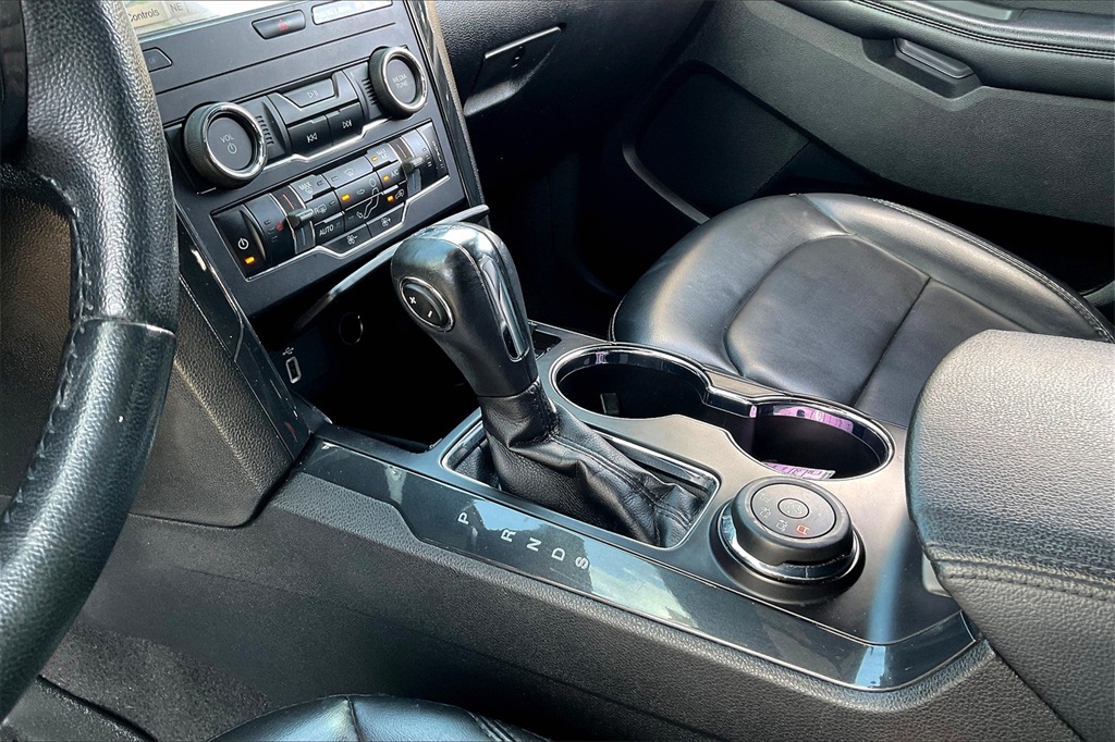 2019 Ford Explorer XLT - Photo 20
