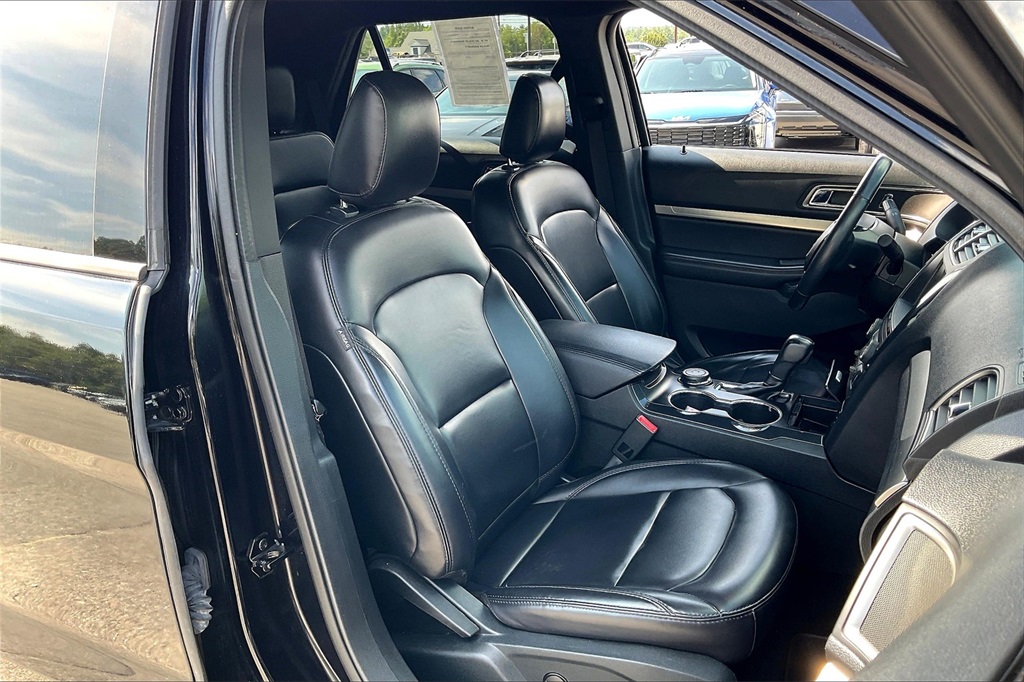2019 Ford Explorer XLT - Photo 10