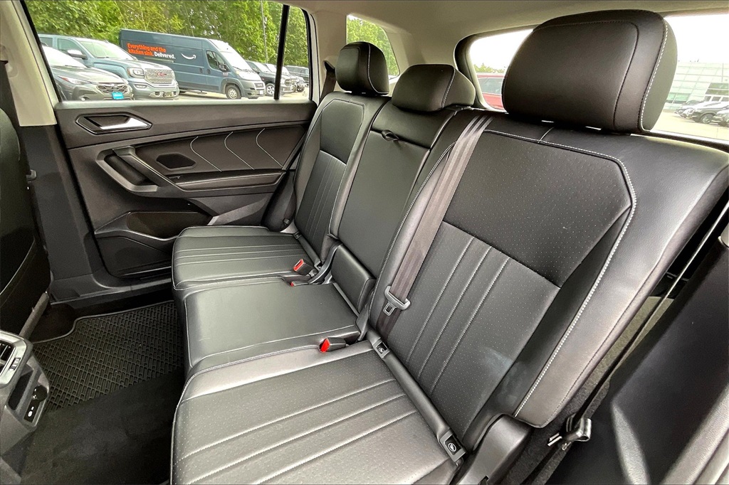2022 Volkswagen Tiguan 2.0T SE - Photo 14