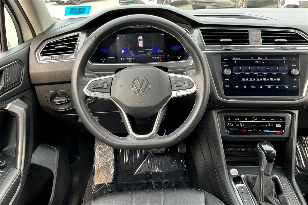 2022 Volkswagen Tiguan 2.0T SE - Photo 16