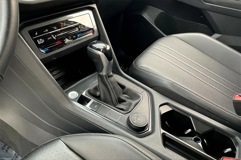 2022 Volkswagen Tiguan 2.0T SE - Photo 19