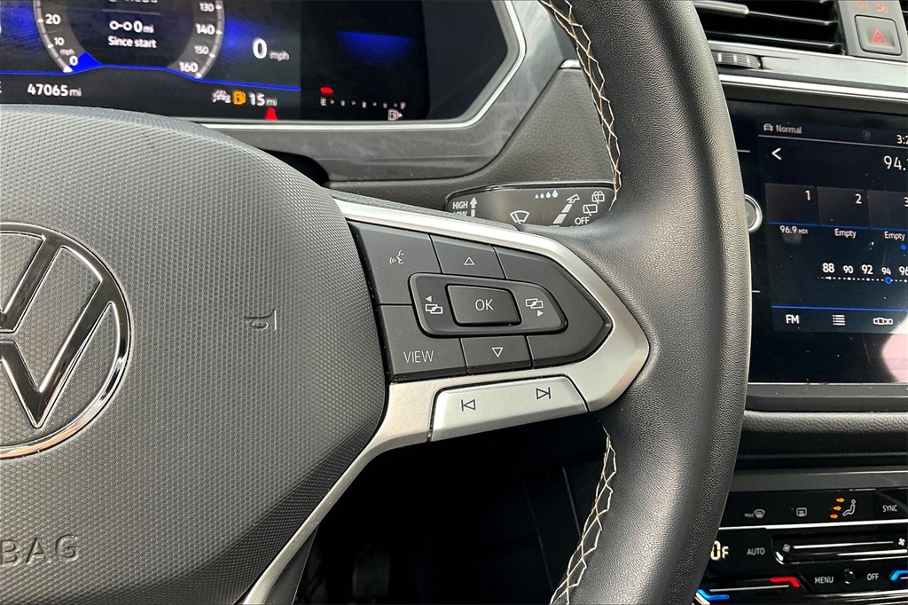 2022 Volkswagen Tiguan 2.0T SE - Photo 22