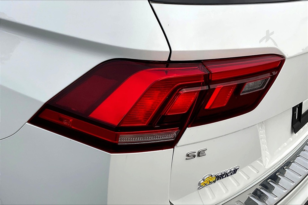 2022 Volkswagen Tiguan 2.0T SE - Photo 30