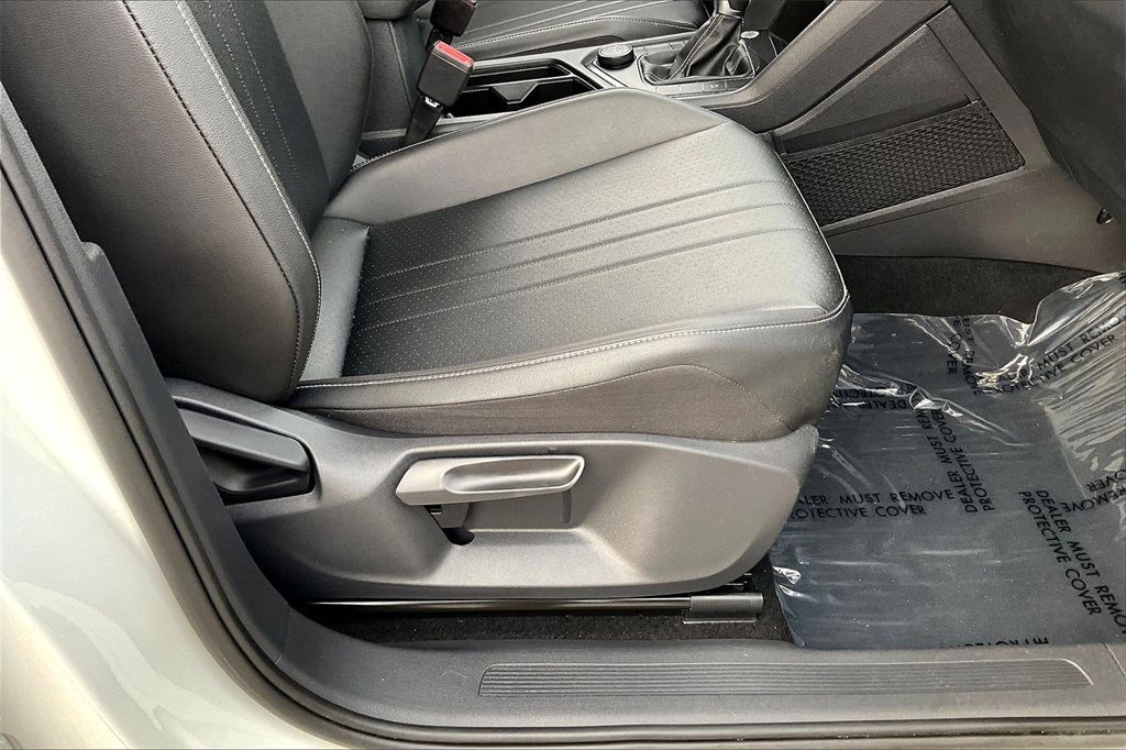2022 Volkswagen Tiguan 2.0T SE - Photo 35