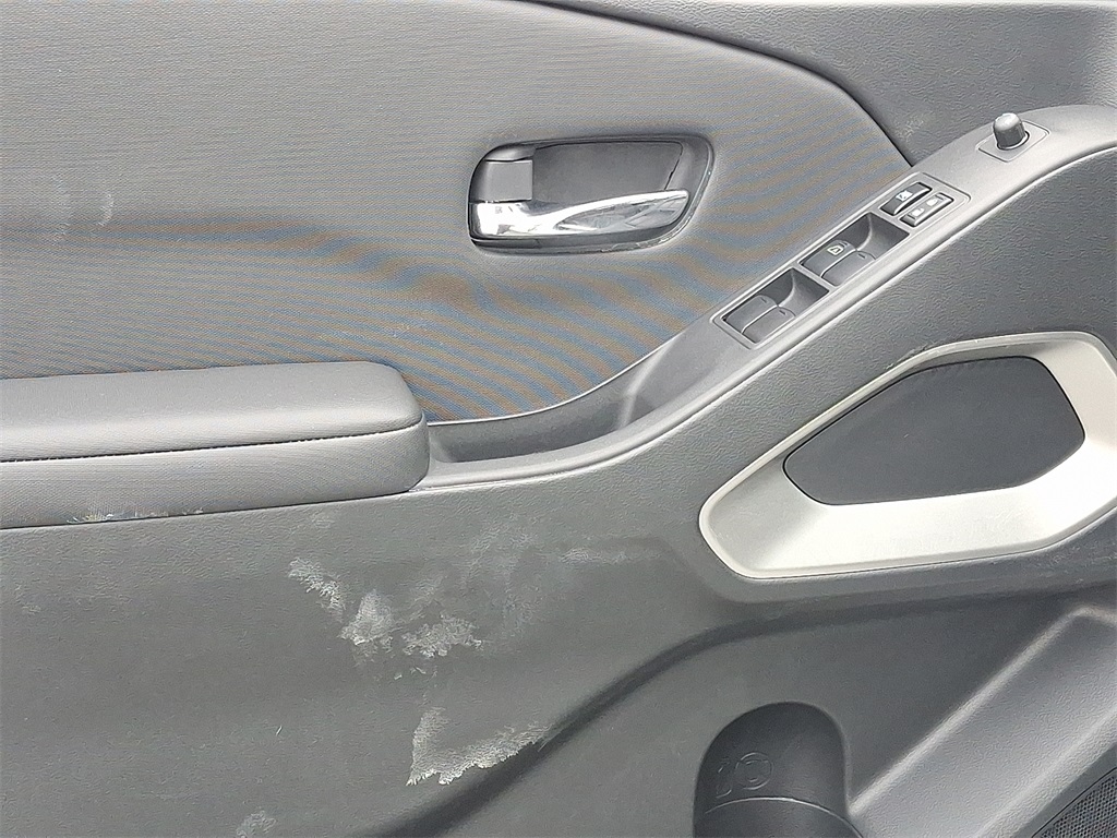 2024 Nissan Frontier SV - Photo 13