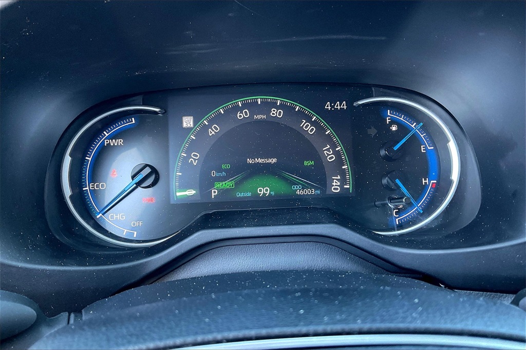 2023 Toyota RAV4 Hybrid XLE - Photo 23