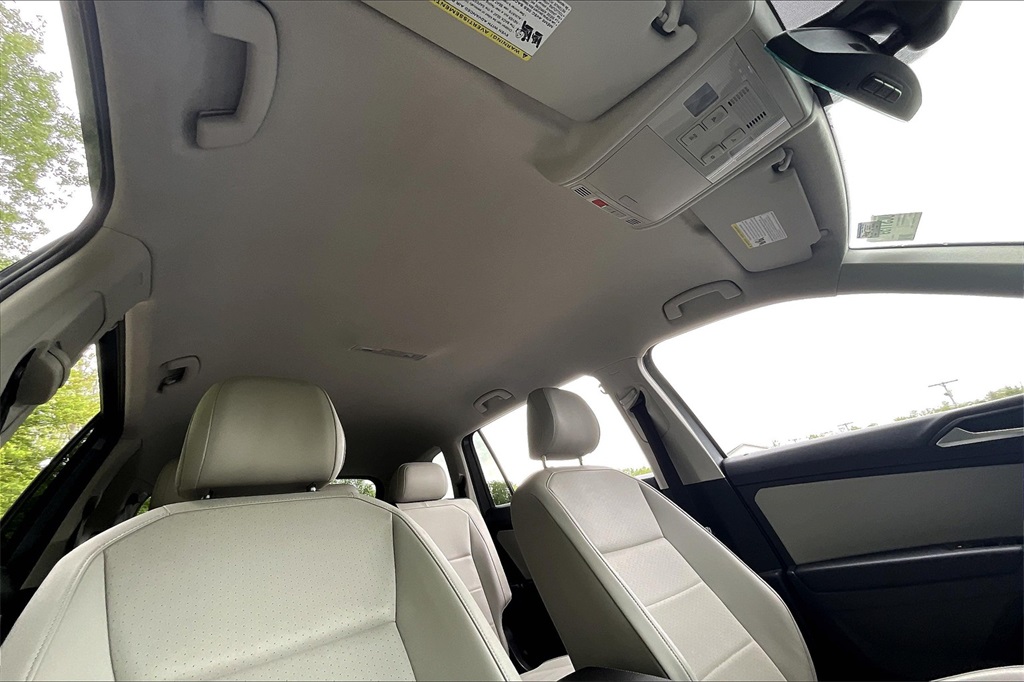 2021 Volkswagen Tiguan 2.0T SE - Photo 7