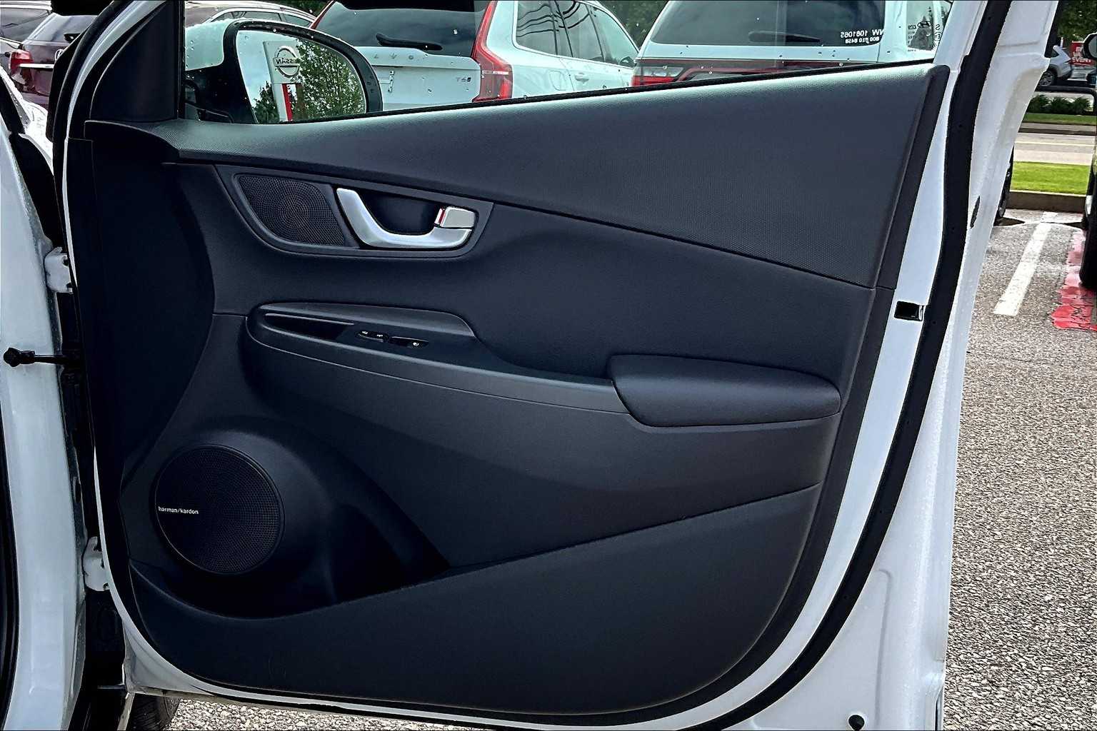 2023 Hyundai Kona Electric Limited - Photo 12