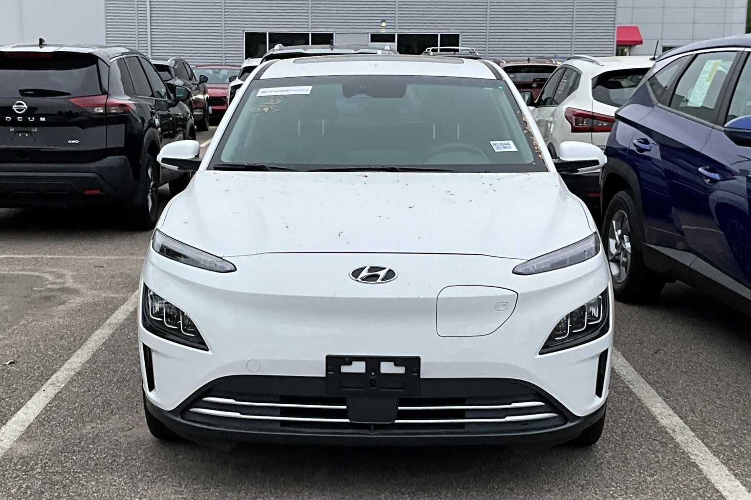 2023 Hyundai Kona Electric Limited - Photo 2