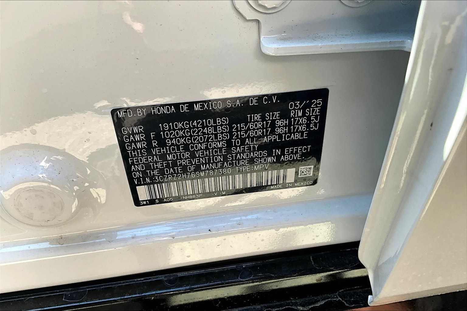 2025 Honda HR-V EX-L - Photo 18