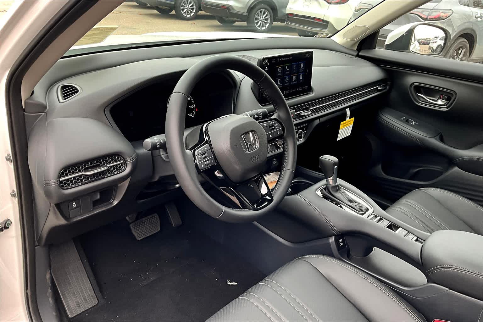 2025 Honda HR-V EX-L - Photo 9