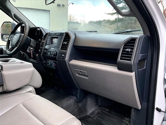 2022 Ford F-350SD XL - Photo 17
