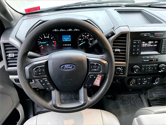 2022 Ford F-350SD XL - Photo 5