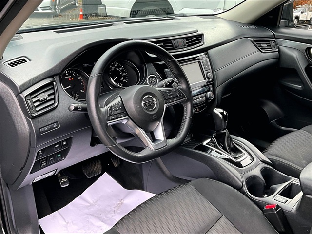 2018 Nissan Rogue SV - Photo 14