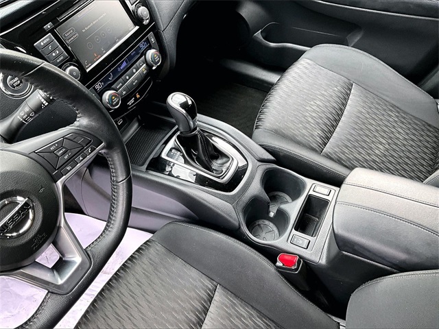 2018 Nissan Rogue SV - Photo 15