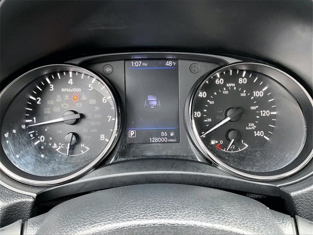 2018 Nissan Rogue SV - Photo 25