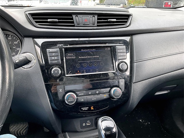 2018 Nissan Rogue SV - Photo 8