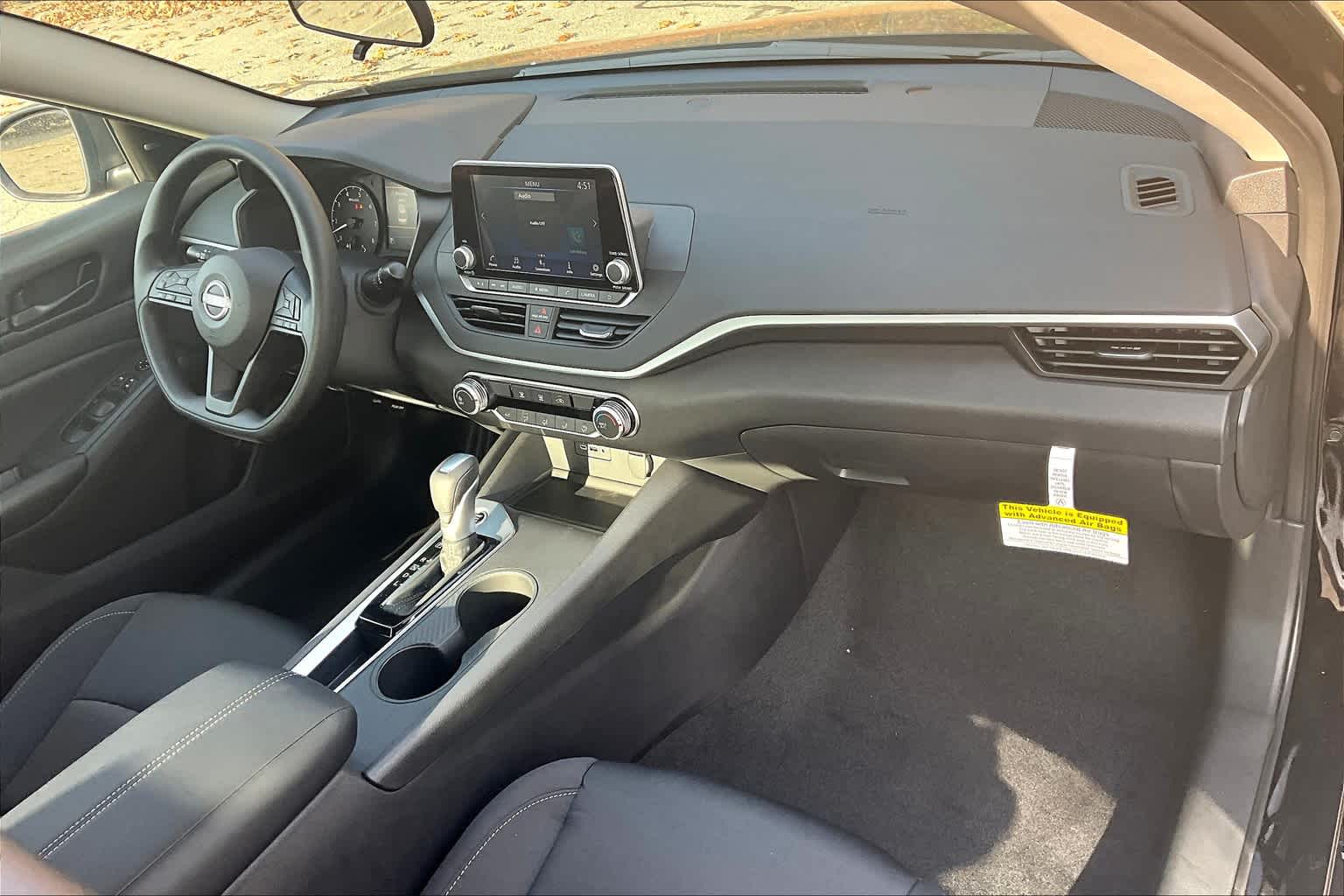 2025 Nissan Altima S - Photo 9