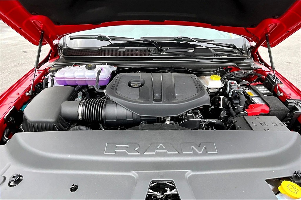 2025 Ram 1500 Tradesman - Photo 16