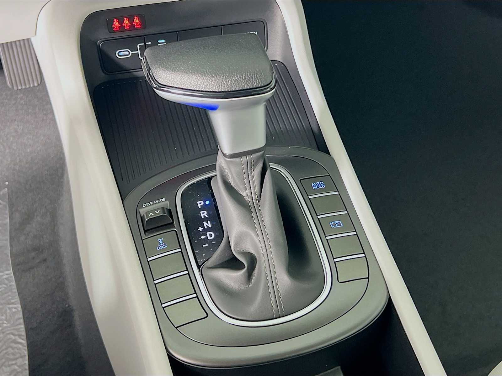 2026 Hyundai Kona SE - Photo 11