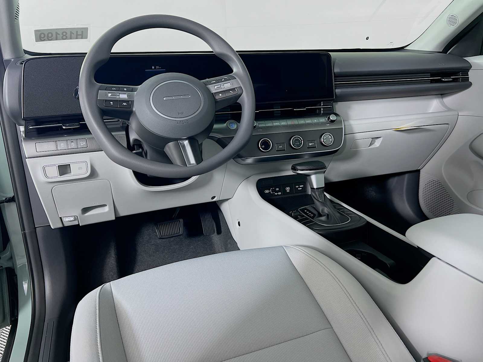 2026 Hyundai Kona SE - Photo 6