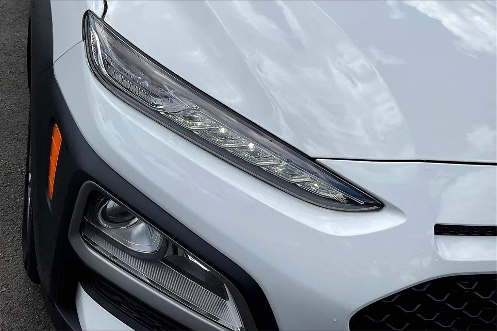 2021 Hyundai Kona SE - Photo 28