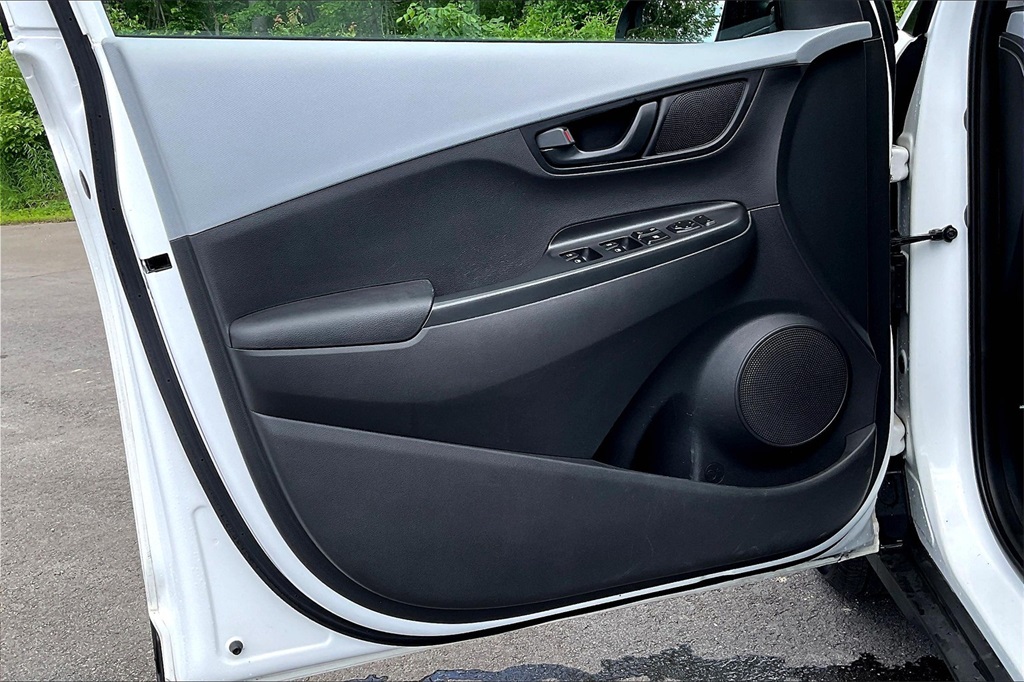2021 Hyundai Kona SE - Photo 9