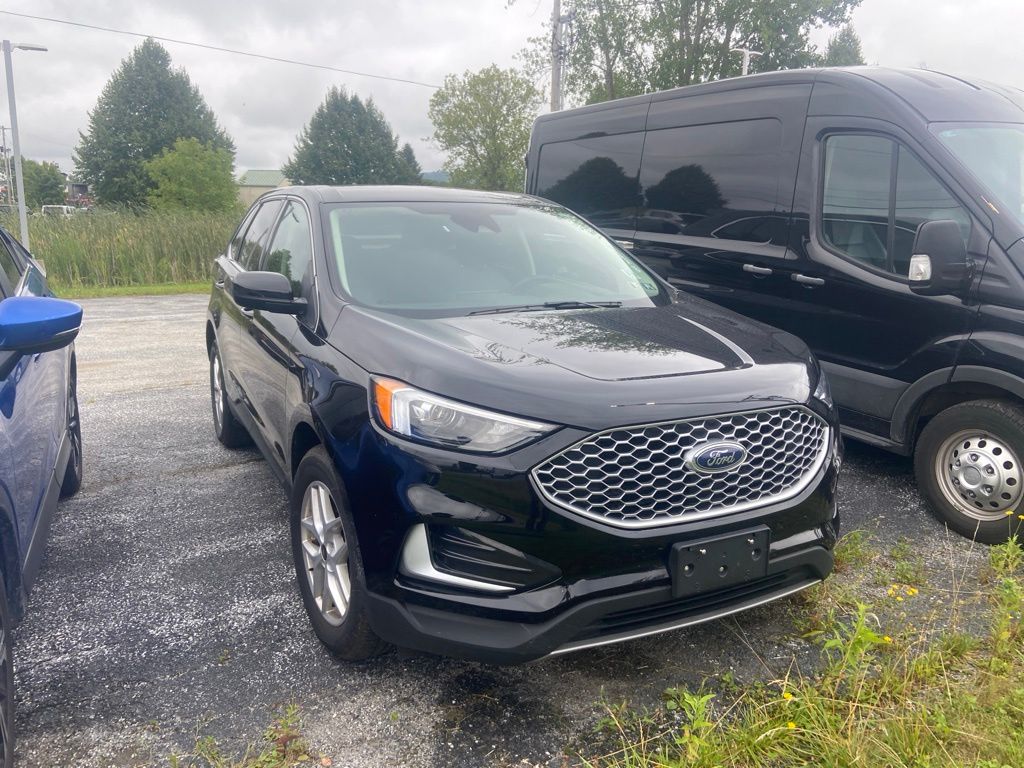 2024 Ford Edge SEL - Photo 1