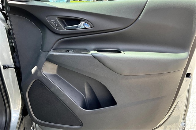 2023 Chevrolet Equinox LT - Photo 12