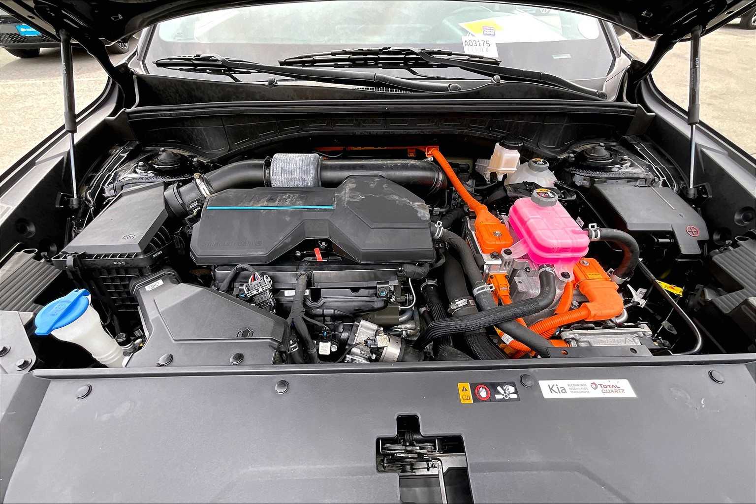 2022 Kia Sorento Hybrid S - Photo 28
