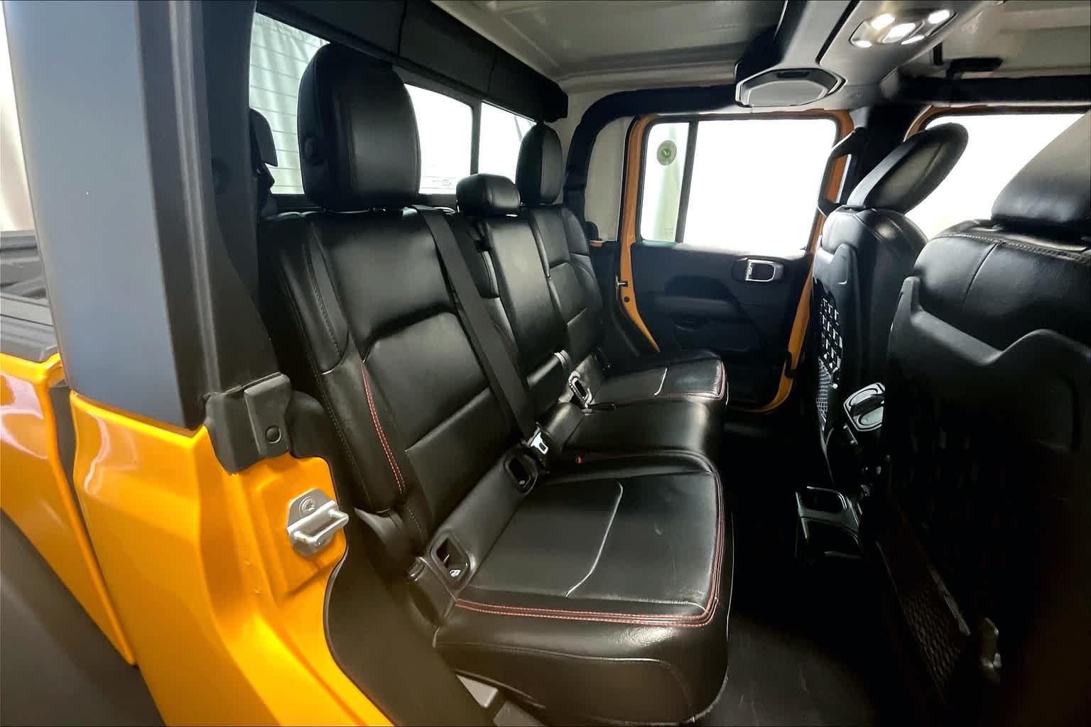 2021 Jeep Gladiator Rubicon - Photo 16