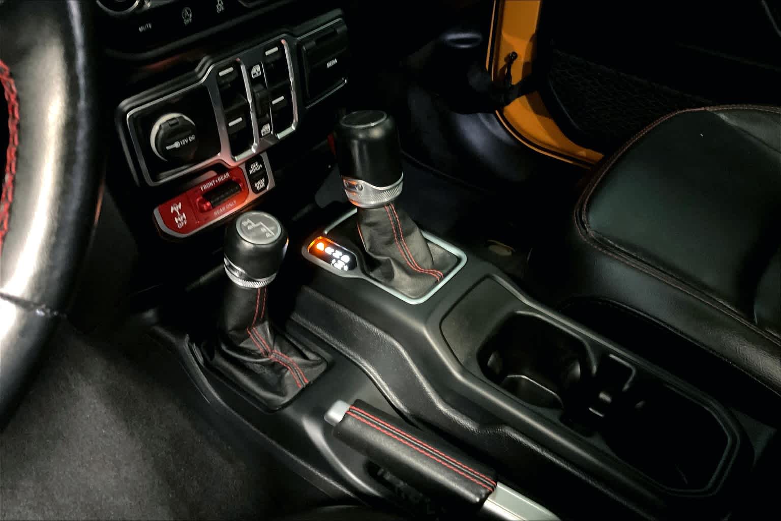 2021 Jeep Gladiator Rubicon - Photo 20