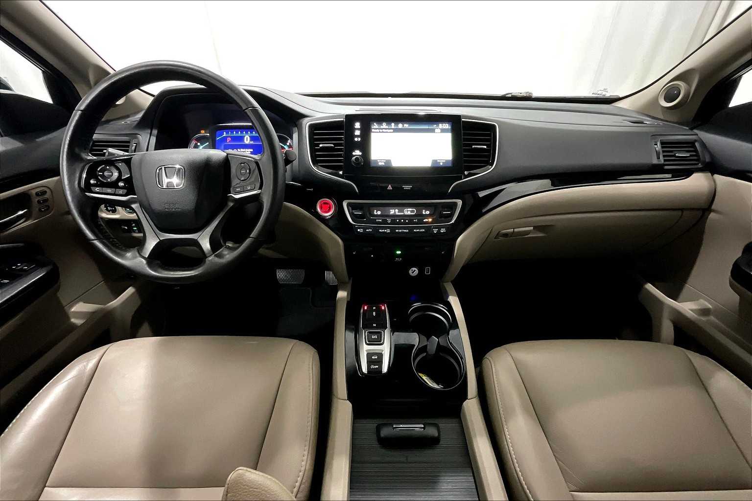 2020 Honda Pilot Touring 8-Passenger - Photo 22