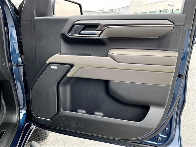 2022 Chevrolet Silverado 1500 ZR2 - Photo 12