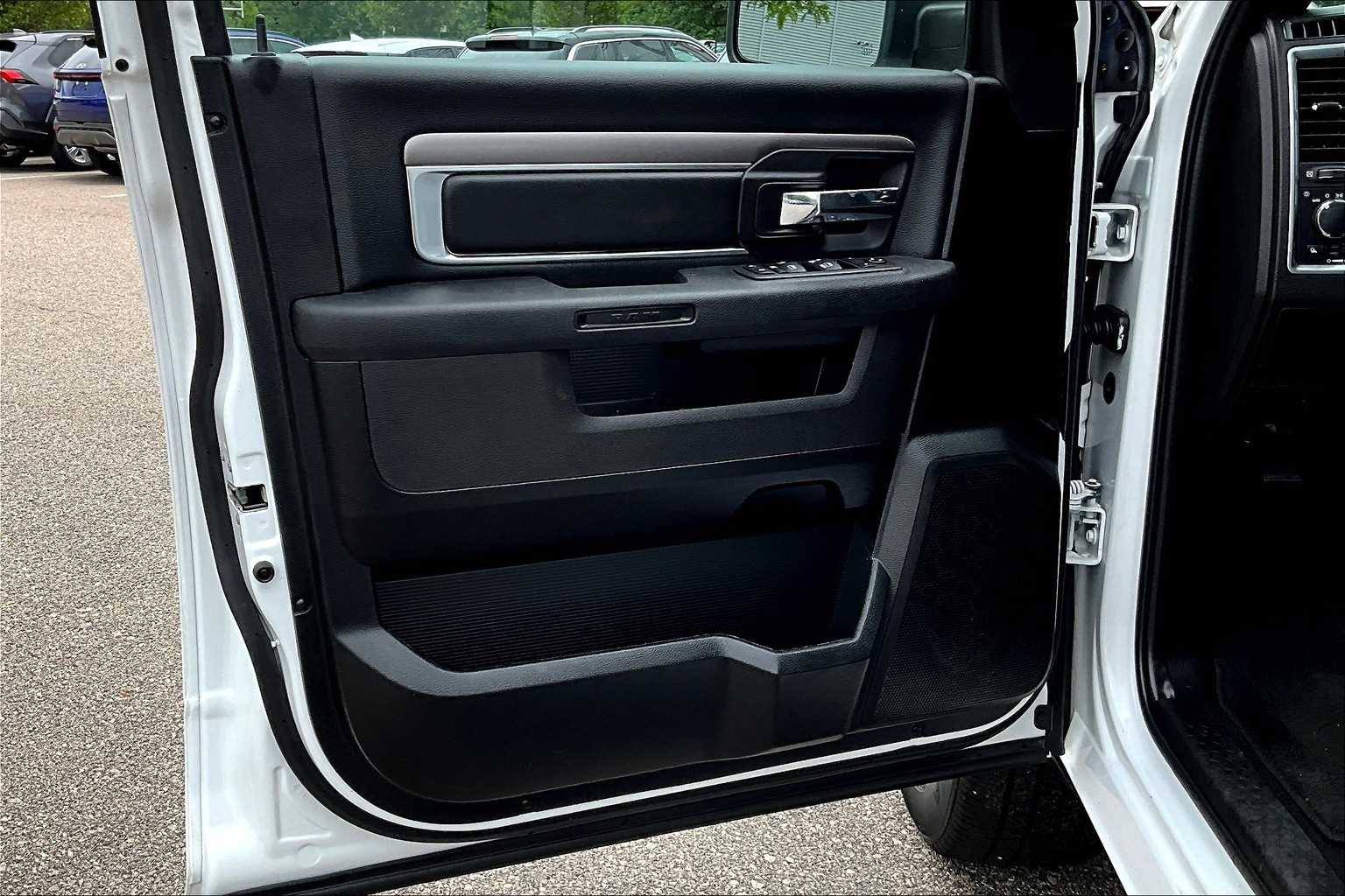 2022 Ram 1500 Classic Warlock - Photo 9