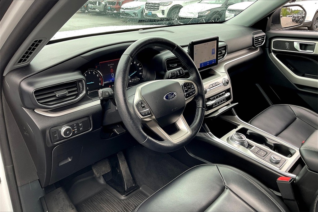 2021 Ford Explorer XLT - Photo 8