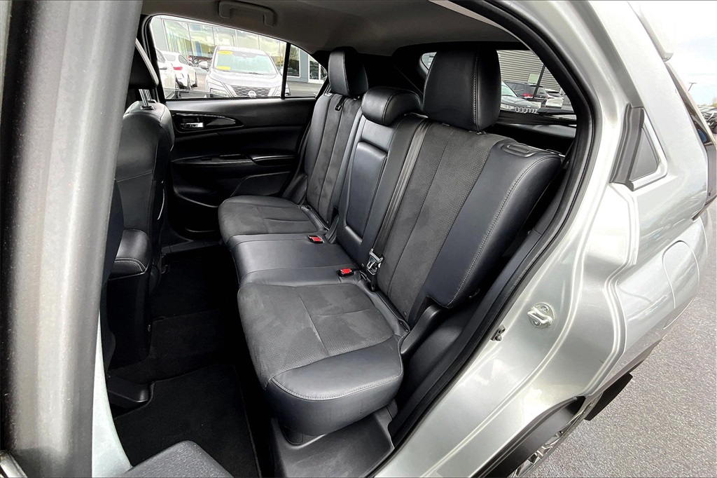 2022 Mitsubishi Eclipse Cross SEL - Photo 15