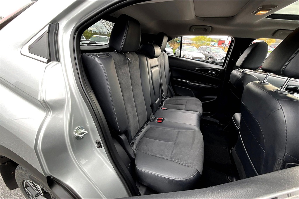 2022 Mitsubishi Eclipse Cross SEL - Photo 16