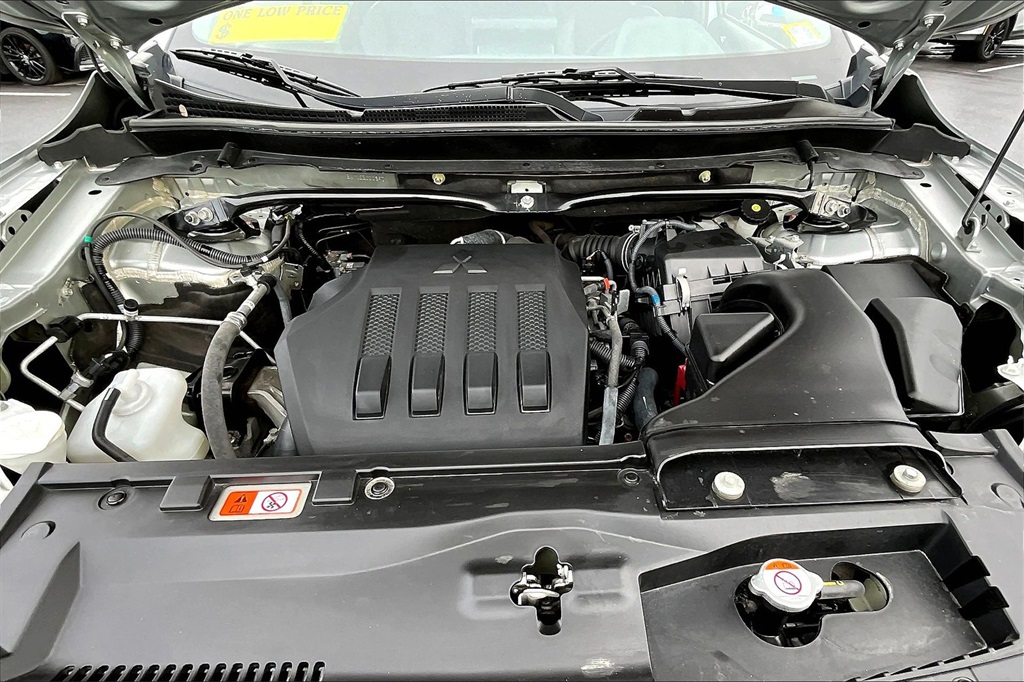 2022 Mitsubishi Eclipse Cross SEL - Photo 29