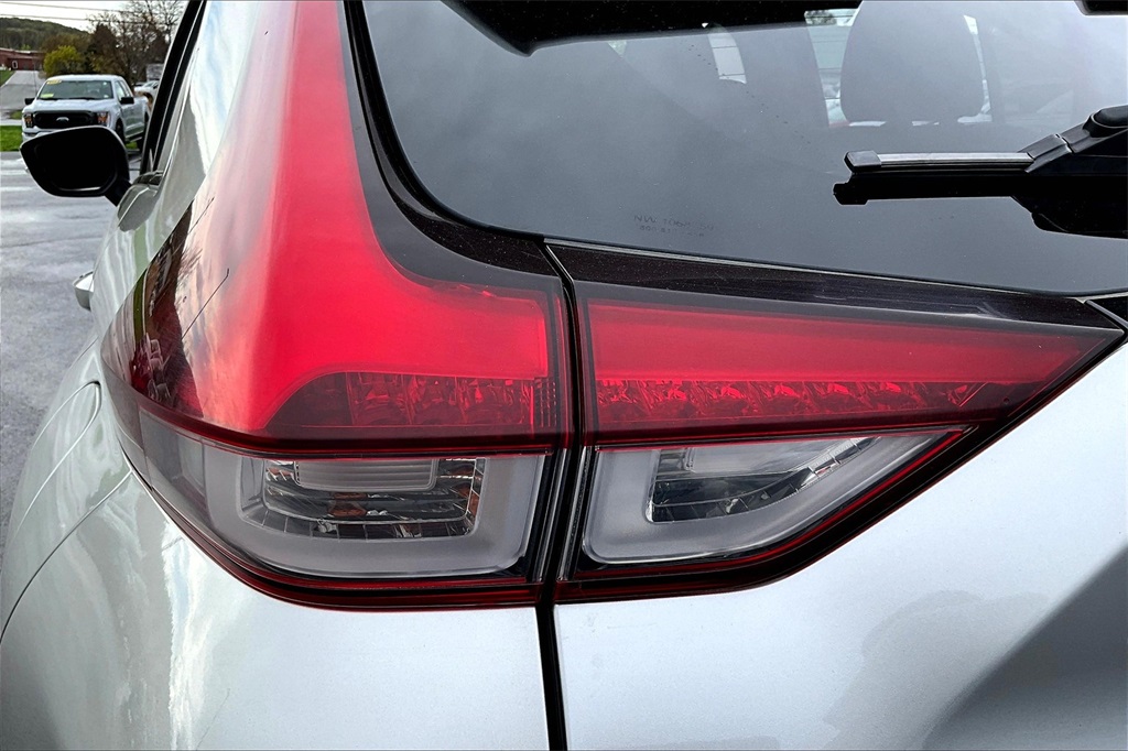 2022 Mitsubishi Eclipse Cross SEL - Photo 33