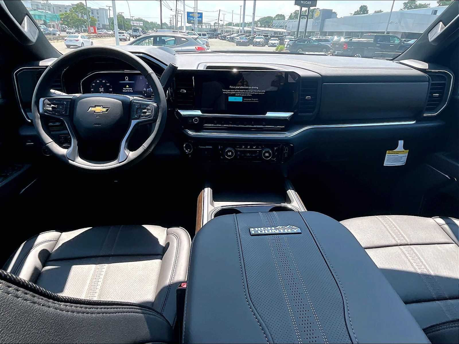2025 Chevrolet Silverado 2500HD High Country photo 13